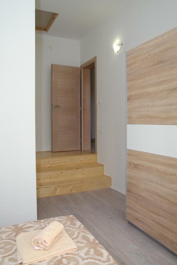 Holiday Home Luka Задар Екстериор снимка