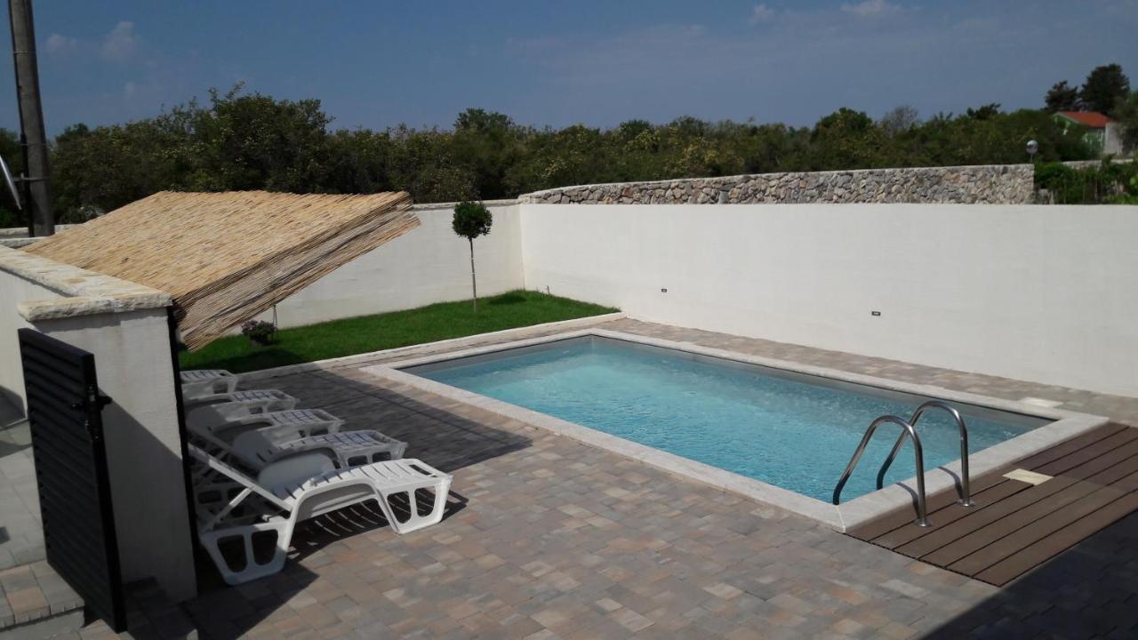 Holiday Home Luka Задар Екстериор снимка